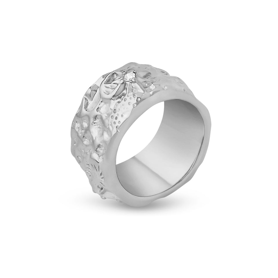 Fax Jewelry | 'Jackie' Hammered Cigar Ring | Stainless Steel and Zircon Stones