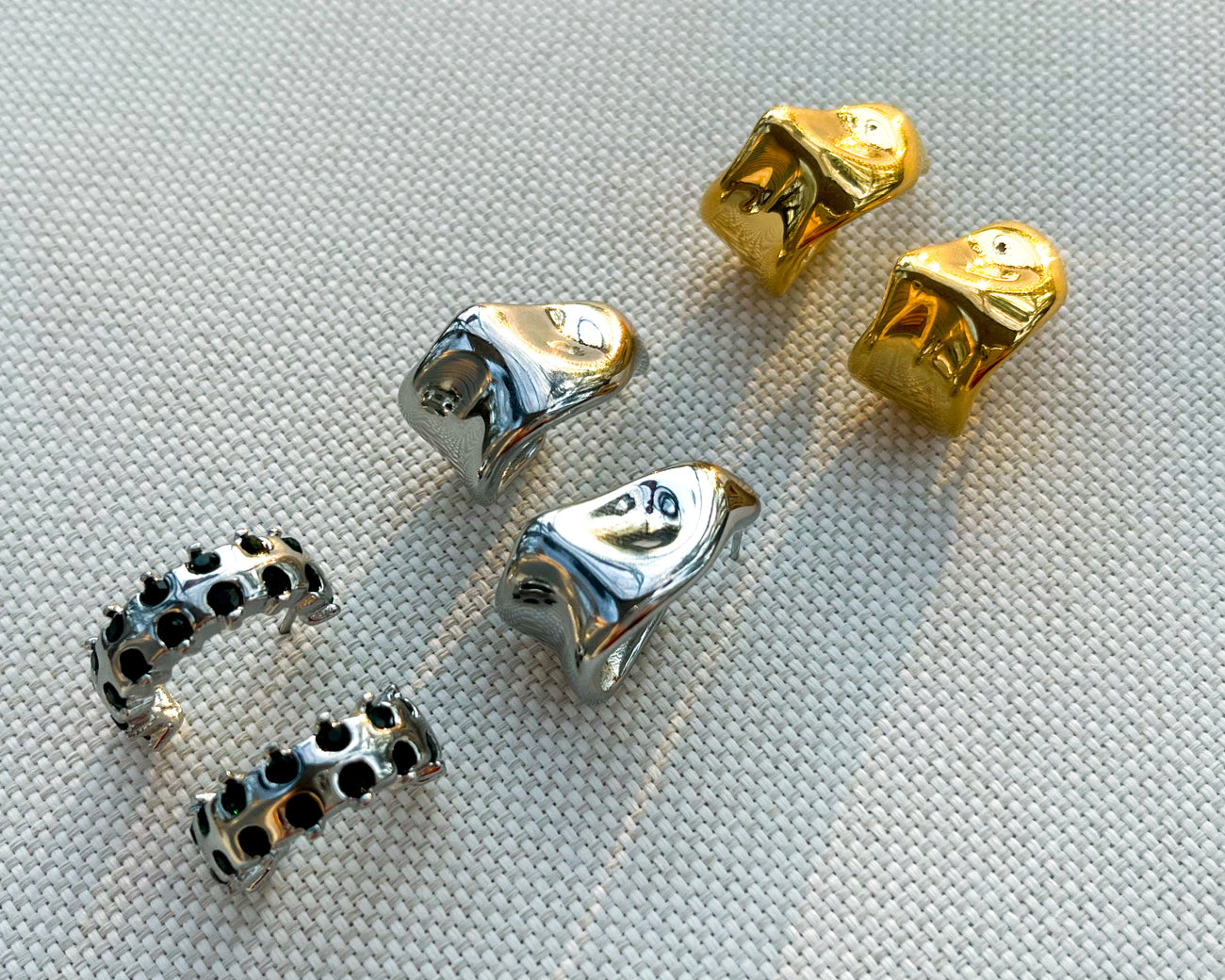 FAX Jewelry | 'Zendaya' Distressed Square Hoop Earrings